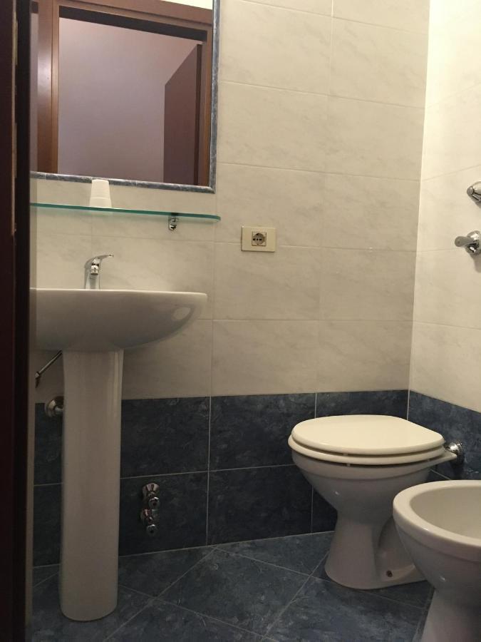 Hotel Capri Μιλάνο Εξωτερικό φωτογραφία